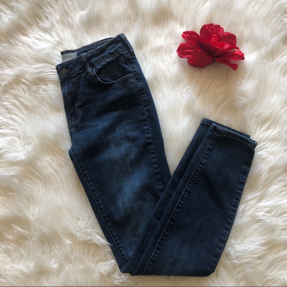 Pacsun Mid-Rise Skinny Jeans/like new!